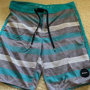 RVCA Boardshorts, size 32